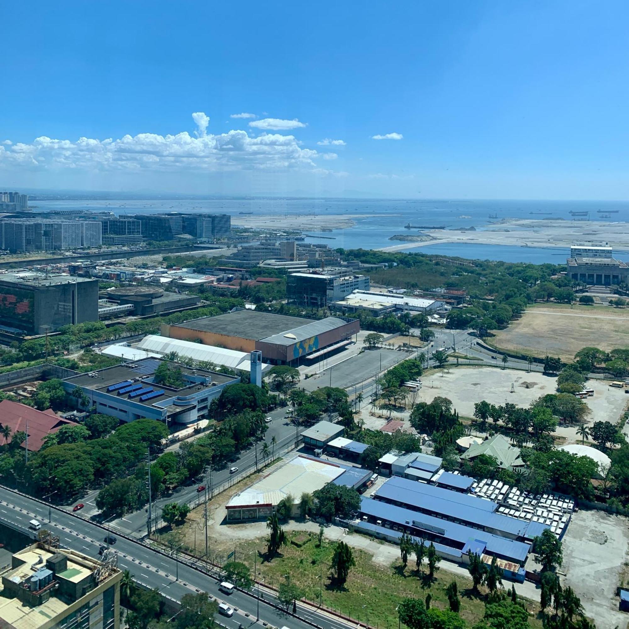 Cgs Crib Staycation Pasay
